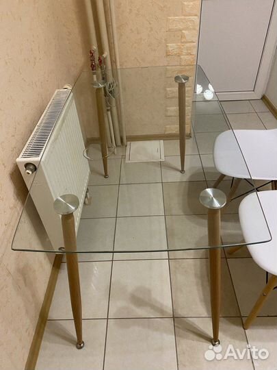 Кухонный стол