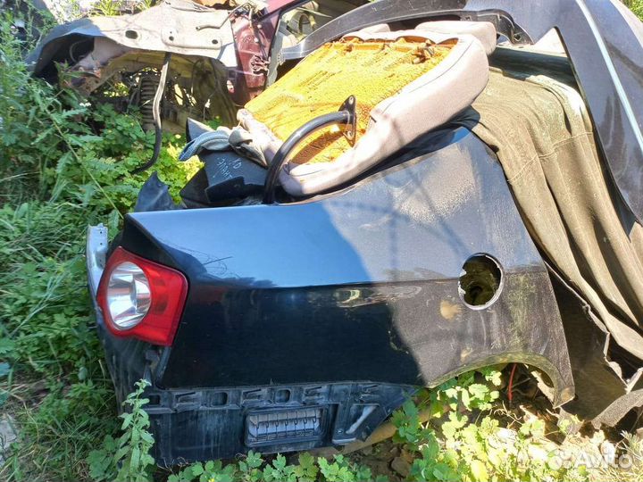 Фонарь задний правый. Volkswagen Passat B6. Седан