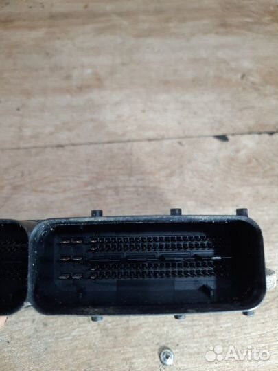 Блок управления двигателем Audi A3 хетчбэк 3дв