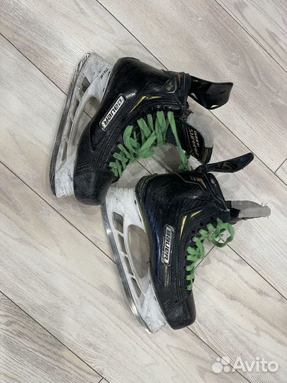 Коньки хоккейные