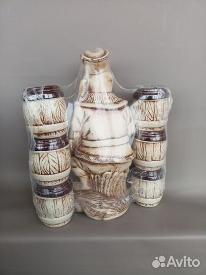 Подарочный набор рюмок,графин и стаканы. Керамика