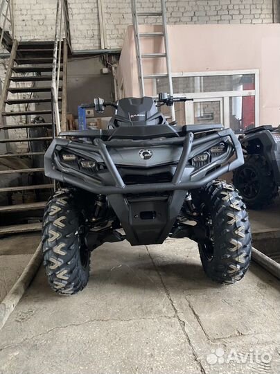 BRP CAN-AM Outlander MAX 1000 DPS