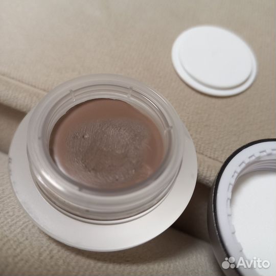 Тени для век