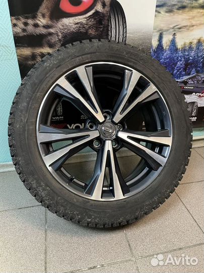 Оригинальный комплект R 18 на Nissan Qashkai