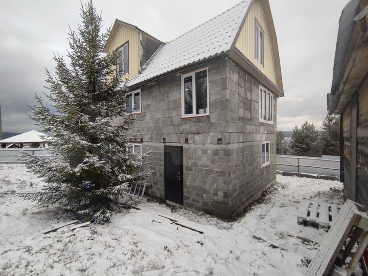 Дом 194,3 м² на участке 30 сот.