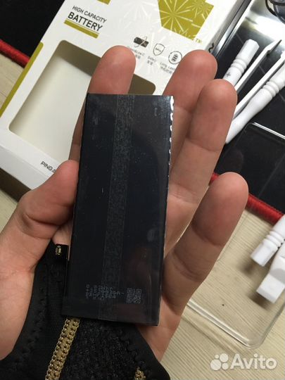 Аккумулятор на iPhone 8 новый