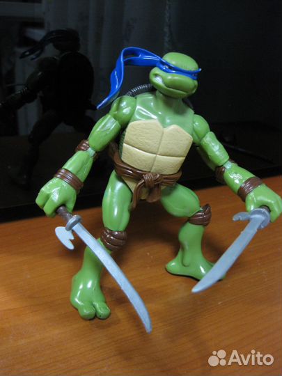 Фигурка Леонардо Mirage Studios Inc.2006г