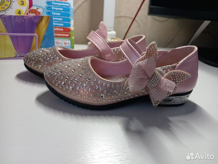 Туфли для девочки 28 размер