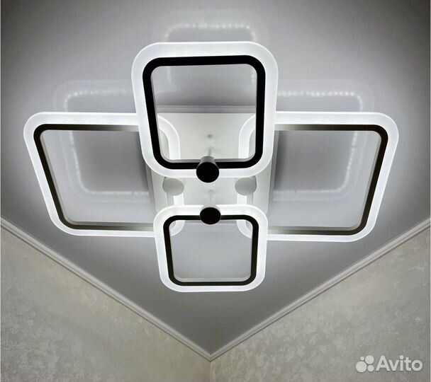 Люстра потолочная светодиодная с пультом новая