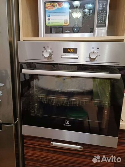 Духовой шкаф