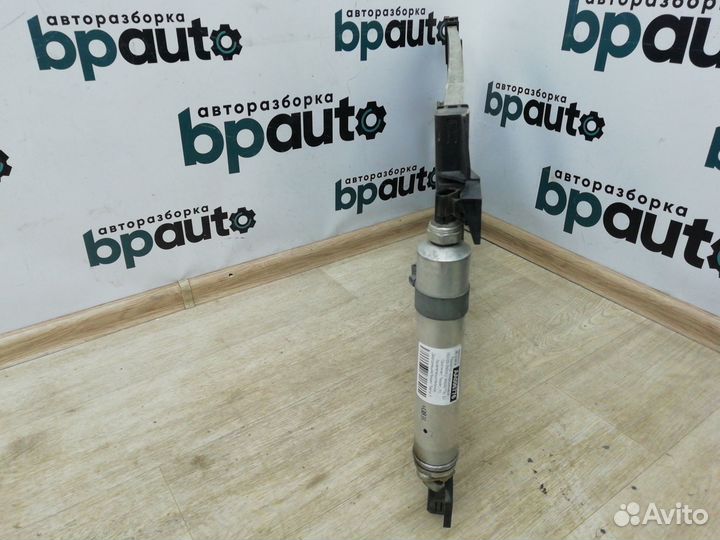 Радиатор кондиционера 92100-JN00A Nissan Teana 32