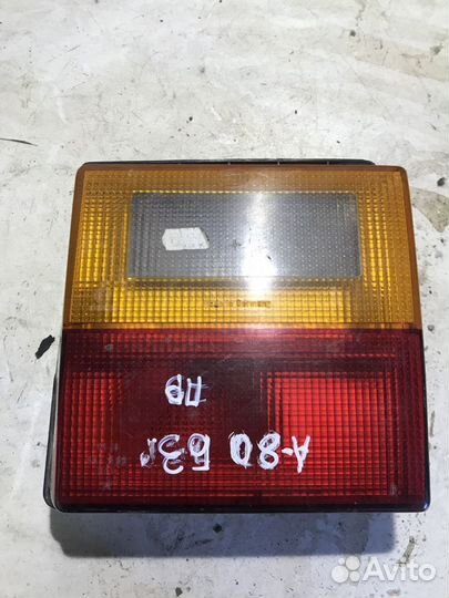 Фонарь правый внутренний Audi 80B3