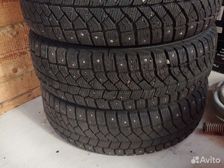 Viatti Brina Nordico V-522 175/65 R14 82T