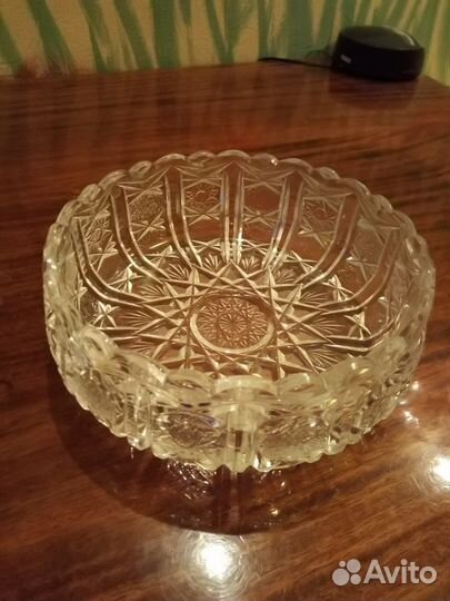 Ваза хрустальная
