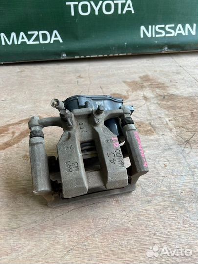 Суппорт тормозной задний правый Kia Sorento 4 4WD