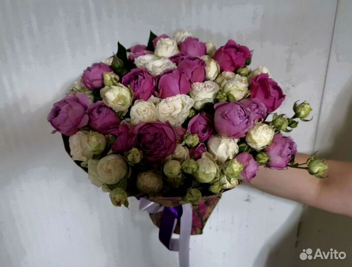 Розы, букет цветов, 101 роза, 51 роза. Розы опт