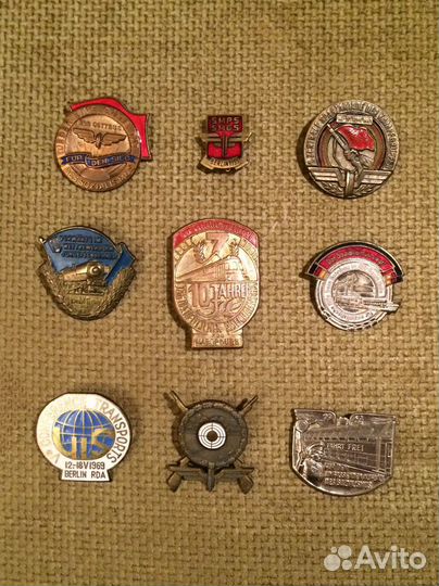 Значки гдр железнодорожные и другие