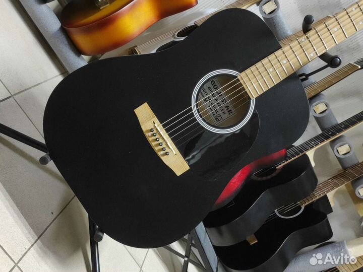 Гитара большая концертная акустическая