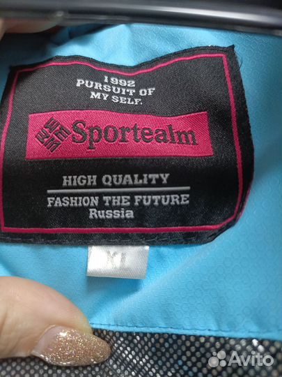 Женская зимняя куртка sportealm