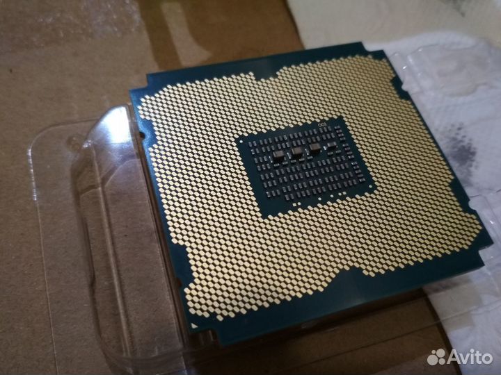 CPU Xeon E5-2696v2 E5-2690v2 E5-2697v2 s2011