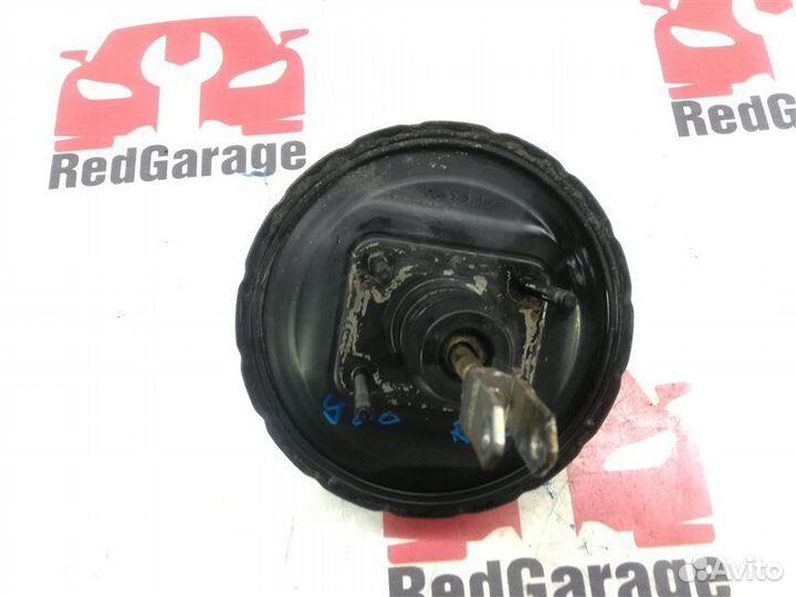 Вакуумный усилитель тормозов Nissan Patrol Y60