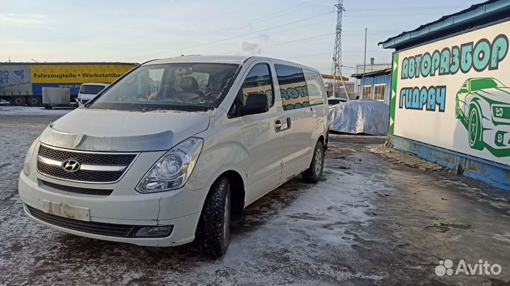 Кронштейн топливного фильтра Hyundai H1/Grand Star