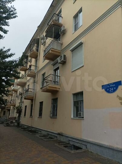 3-к. квартира, 82 м², 1/4 эт.