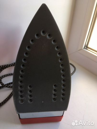 Утюг электрический с парогенератором