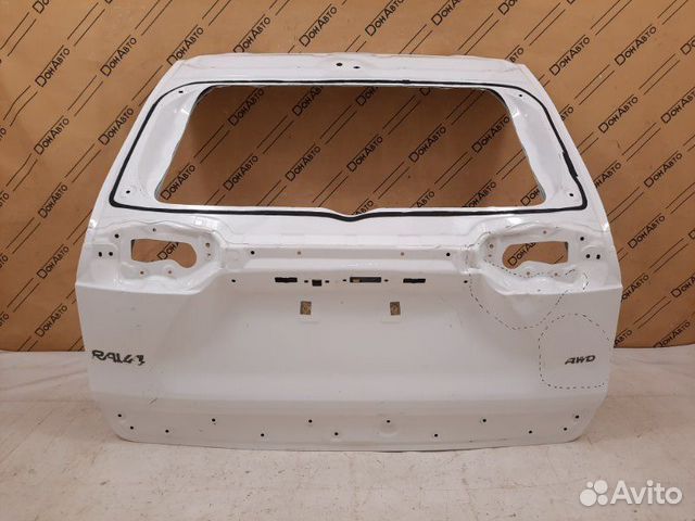 Крышка багажника Toyota Rav4 50