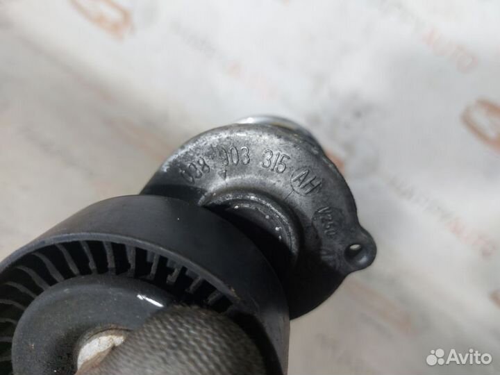 Натяжитель с роликом VW Tiguan 1