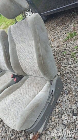 Комплект сидений передний Suzuki Baleno 1 седан