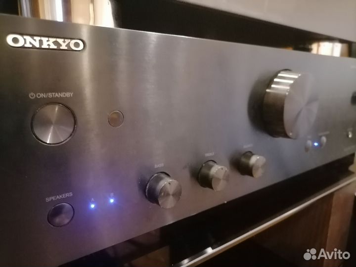 Усилитель Onkyo A-9050