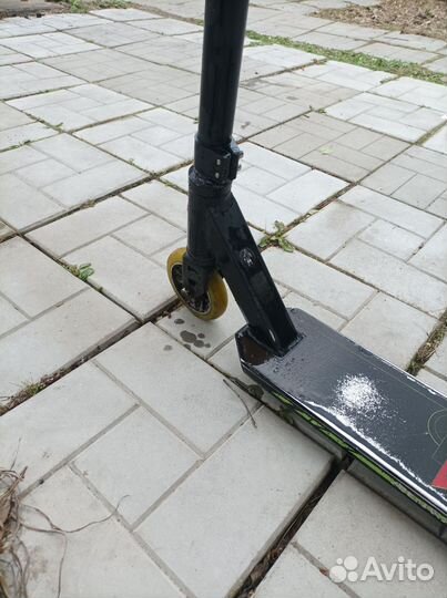 Трюковой самокат