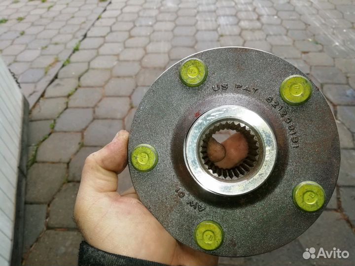 Ступица Mazda