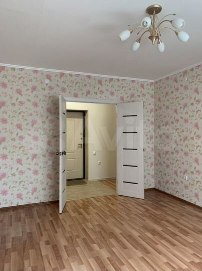 2-к. квартира, 55 м², 1/5 эт.