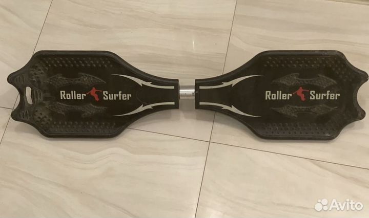 Скейтборд двухколесный. Роллерсерф