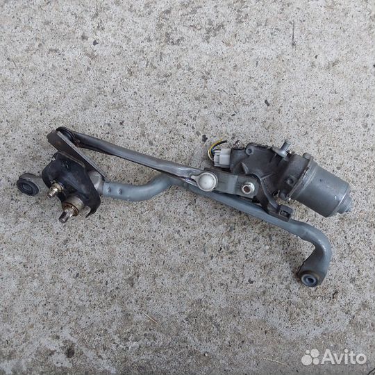 Toyota Yaris 3 трапеция стеклоочистителя P13