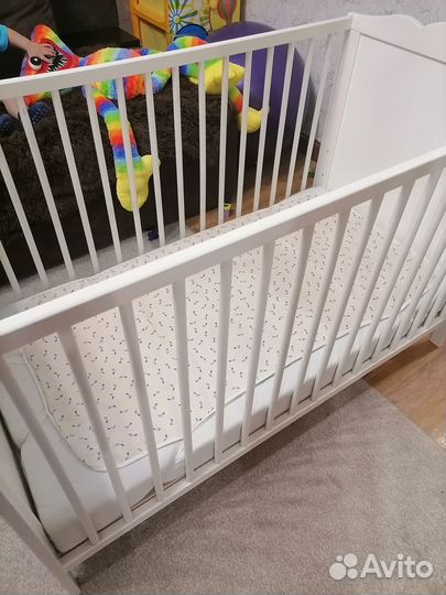 Детская кровать с матрасом