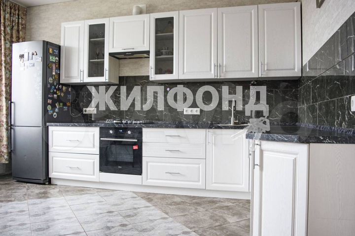 Дом 263,3 м² на участке 10 сот.