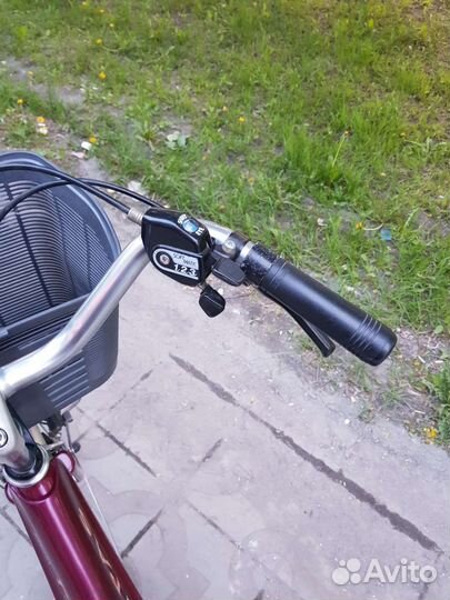 Японский гибридный велосипед yamaha