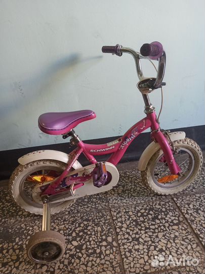 Велосипед schwinn 12 для девочки