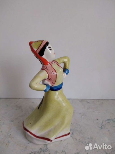 Статуэтка девушки Монголия СССР