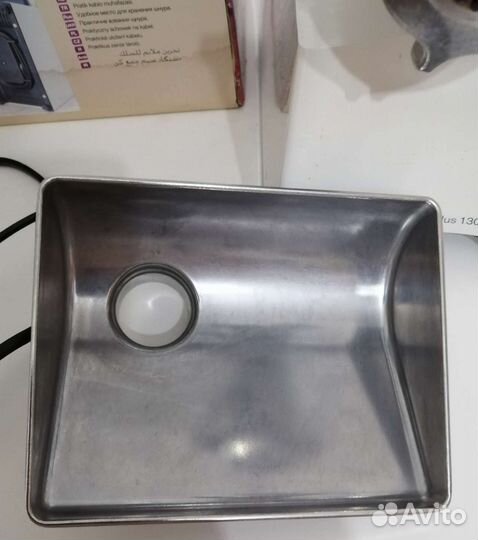Электромясорубка Braun Power Plus 1300