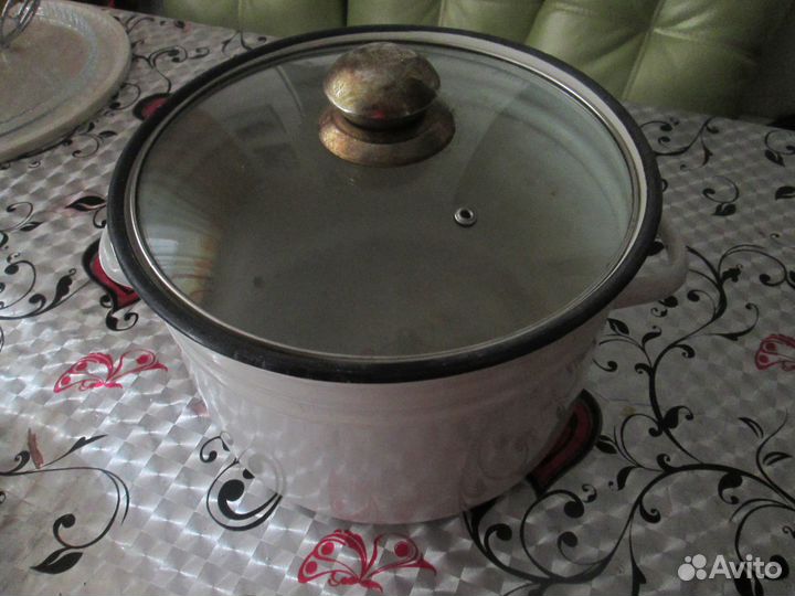 Посуда кухонная: кастрюли и др