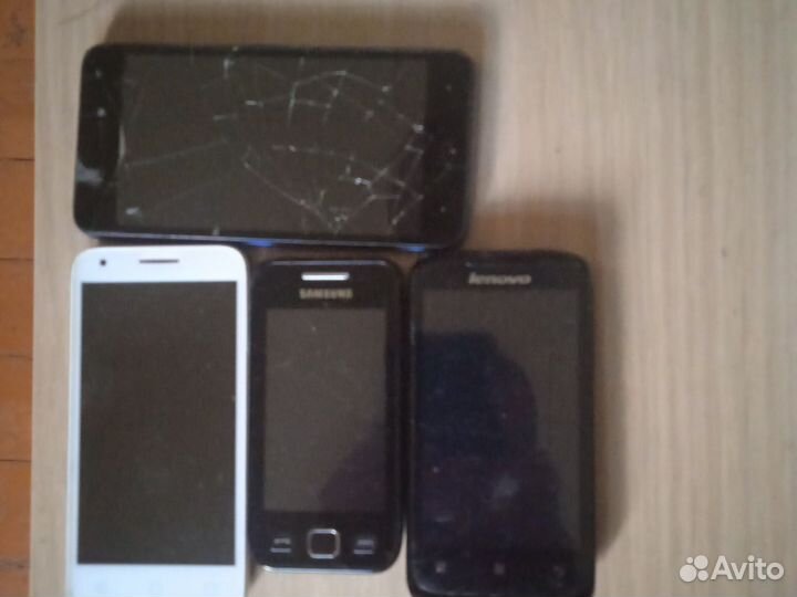 Samsung B2100