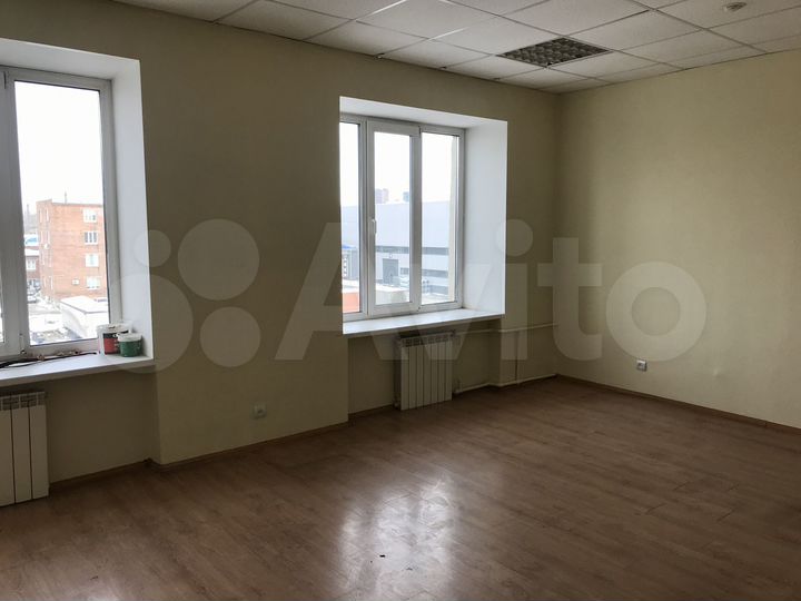 Офис на Артинской,30 м²,рядом метро,под ключ