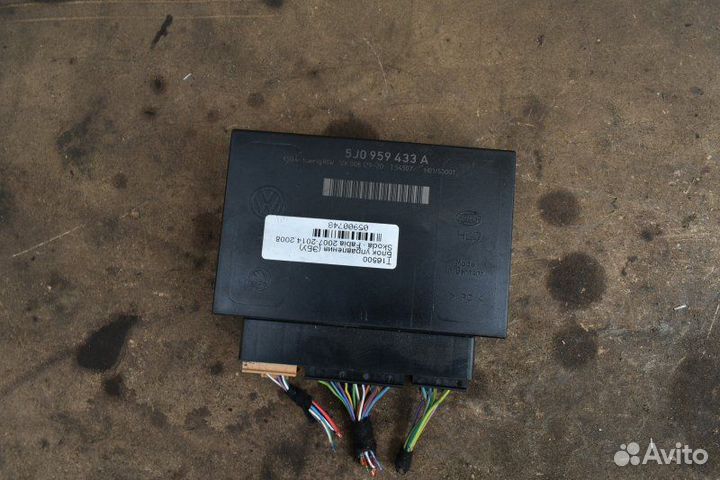 Блок комфорта Skoda Fabia 2 поколение 2007 - 2014