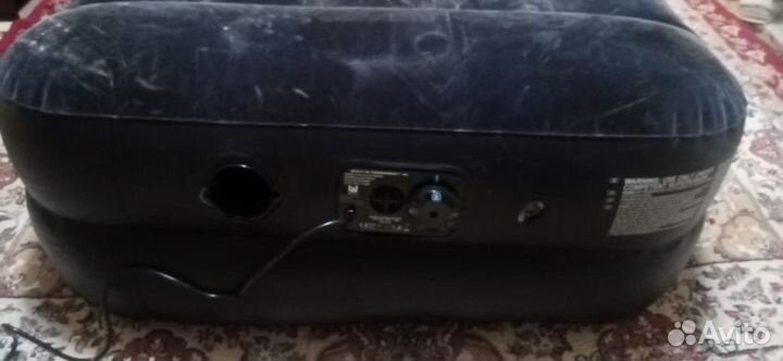 Надувной матрас с насосом