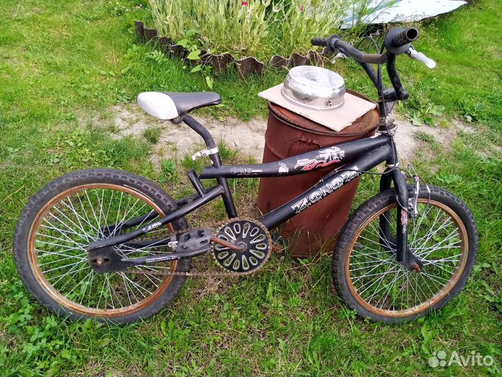Велосипед наподобие бмх