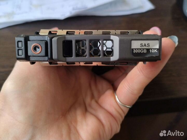 Серверный жёсткий диск Dell 1V8200-150